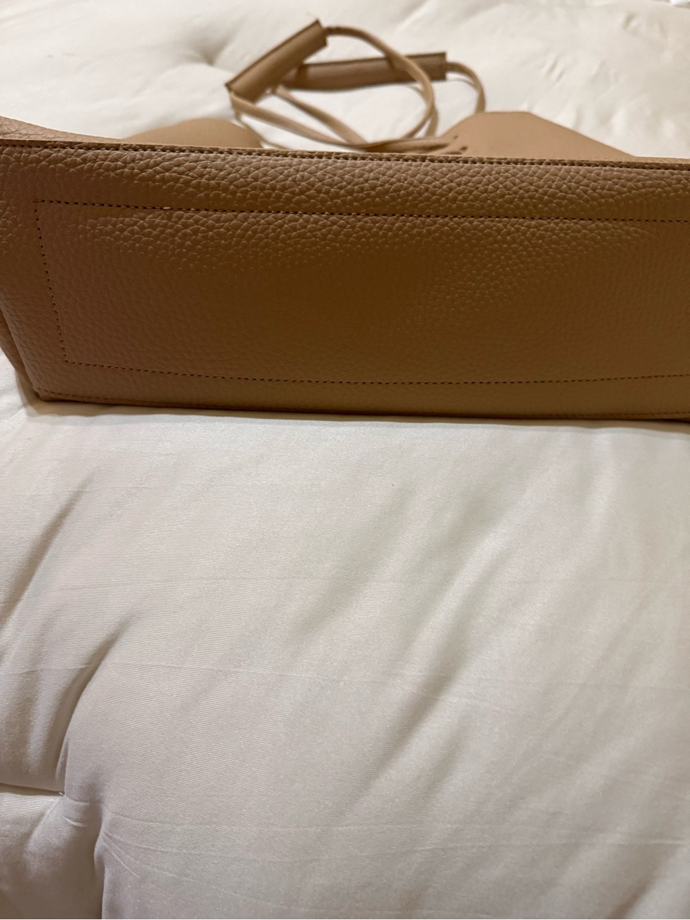 8 Other Reasons Leather Tote Bag in Taupe - Picture 3 of 4